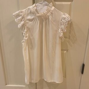 Expess Cream Lace‎ Sleeve Blouse